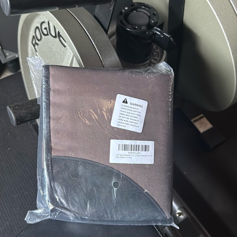 NEW Car Seat Protector - Picture 3 of 5